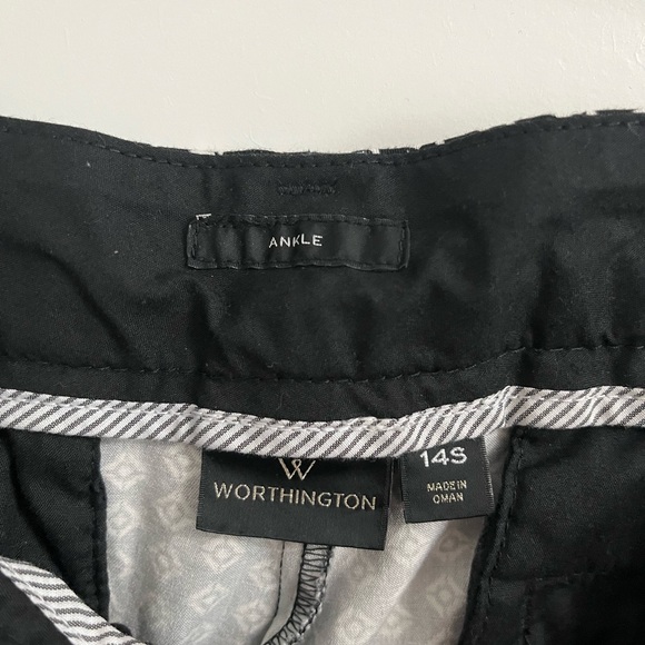 Worthington Women’s  Geometric Black and White Pants - Picture 2 of 4